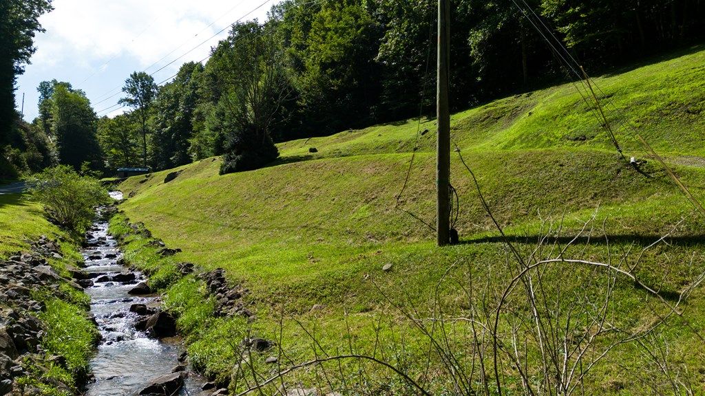 Photo of 3670 Pumpkintown Rd, Sylva, NC 28779 (MLS # 26041959)