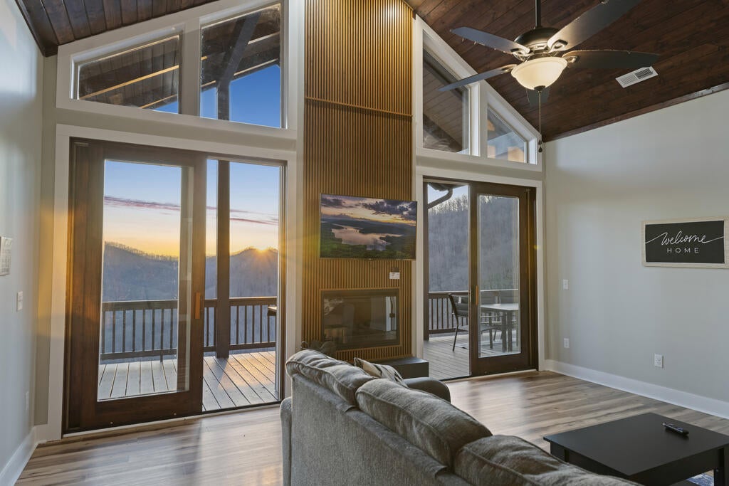 Photo of 376 Preservation Trail, Sylva, NC 28779 (MLS # 26048543)