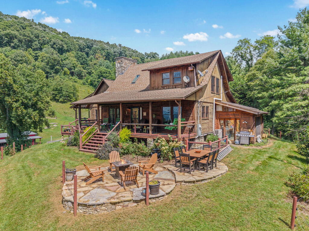 3570 Crabtree Mountain Road