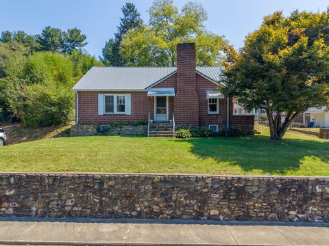 Photo of 314 Trammell Ave, Canton, NC 28716 (MLS # 26048563)