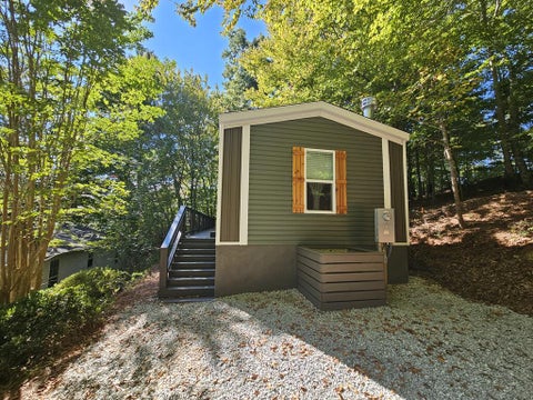 Photo of 521 Carolina Village Circle, Franklin, NC 28734 (MLS # 26048738)