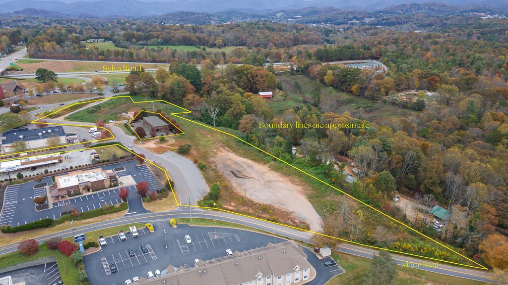 00 Sawmill Village Lane