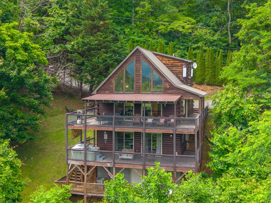 Photo of 465 Meadow Road, Bryson City, NC 28713 (MLS # 26047469)