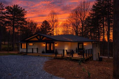 323 Mashburn Branch Rd. Franklin NC 28734