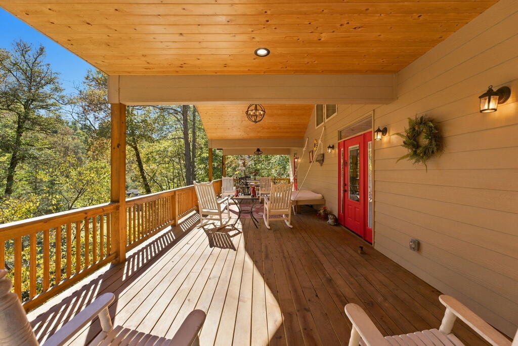 151 High Grove Parkway