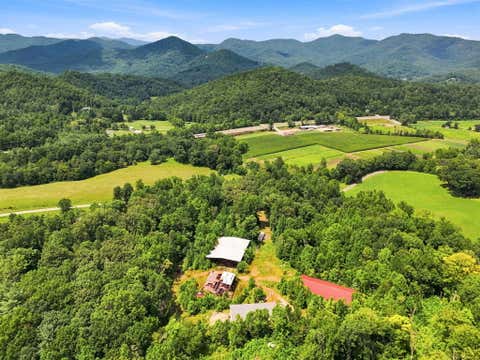 Photo of 595 Maxwell Home Rd, Franklin, NC 28713 (MLS # 26048164)