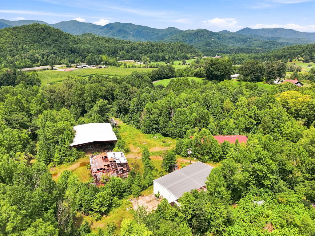 595 Maxwell Home Rd