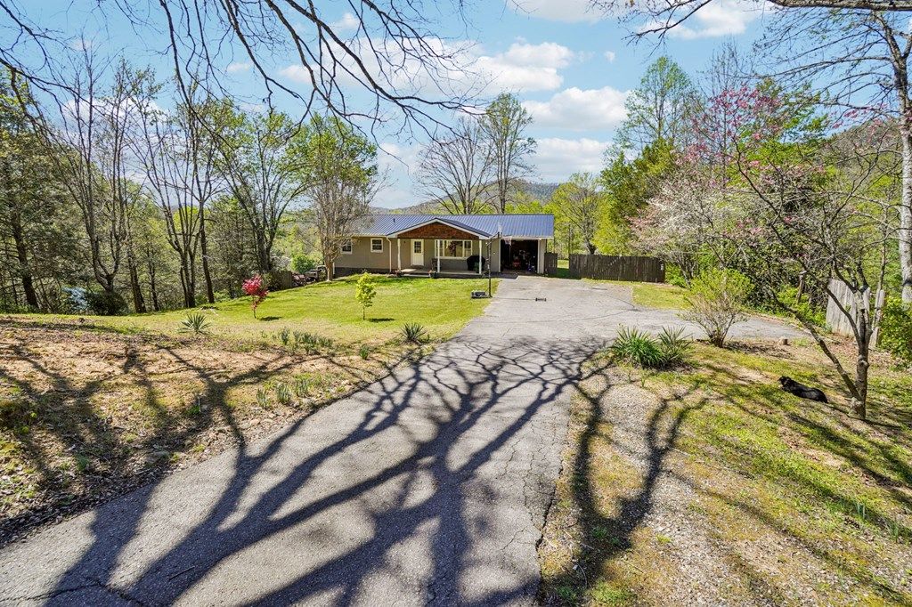 Photo of 441 Franklin Grove Rd, Bryson City, NC 28713 (MLS # 26046887)