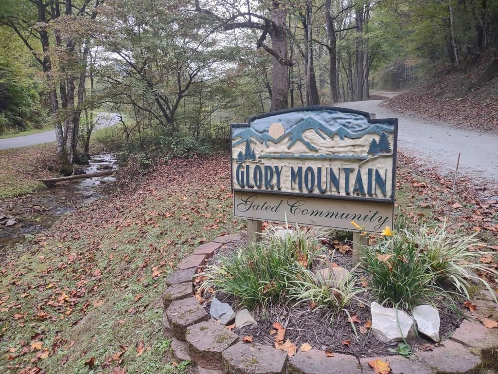Photo of 670 Big Pine Trace, Bryson City, NC 28713 (MLS # 26035012)