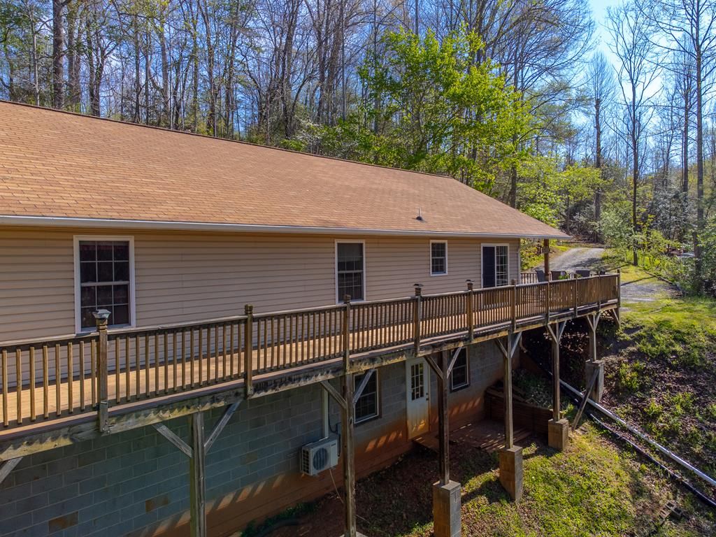 Photo of 201 Windcrest Ridge, Sylva, NC 28779 (MLS # 26046850)