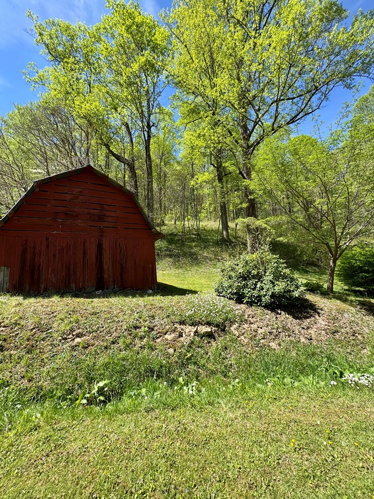 944 Jones Creeek Road