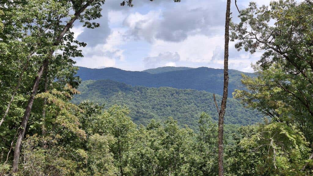 Photo of Lot 35 Mountain Vista Road, Bryson City, NC 28713 (MLS # 26048232)