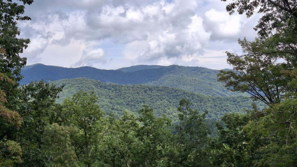 Photo of Lot 35 Mountain Vista Road, Bryson City, NC 28713 (MLS # 26048232)