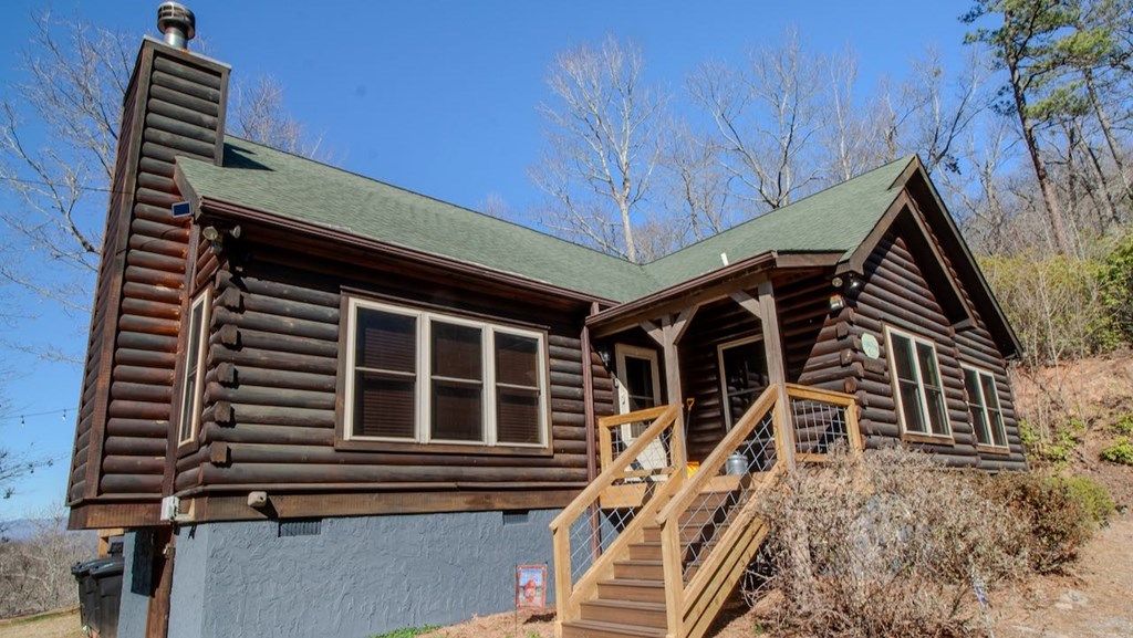 Photo of 187 Gardeners Cove, Whittier, NC 28789 (MLS # 26046608)