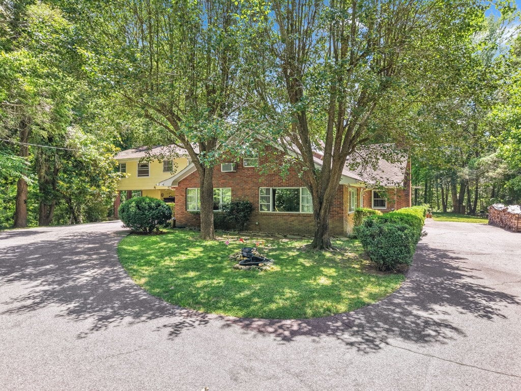 Photo of 3324 Highway 28 S, Bryson City, NC 28713 (MLS # 26047562)