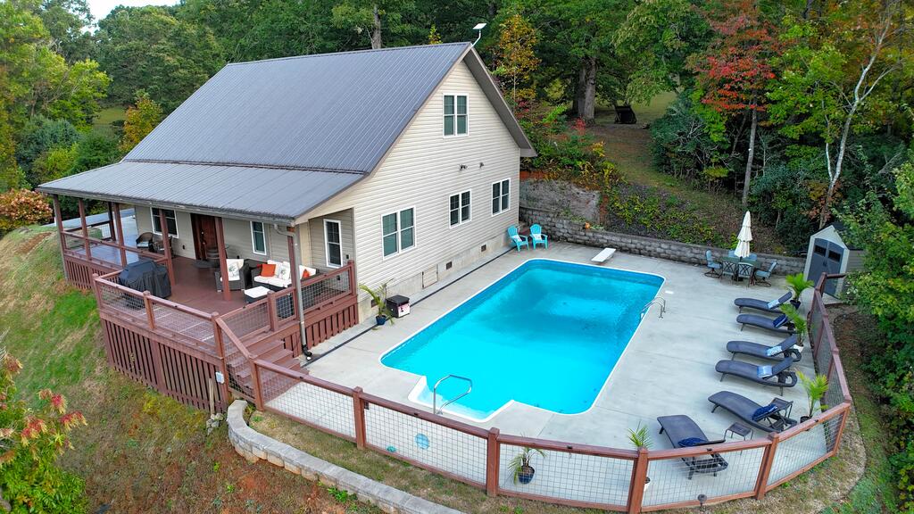 180 Younce Creek Rd