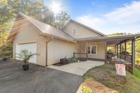 Photo of 180 Younce Creek Rd, Franklin, NC 28734 (MLS # 26048814)