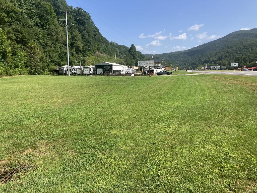 Lot 1 Us 74 W Barkers Creek