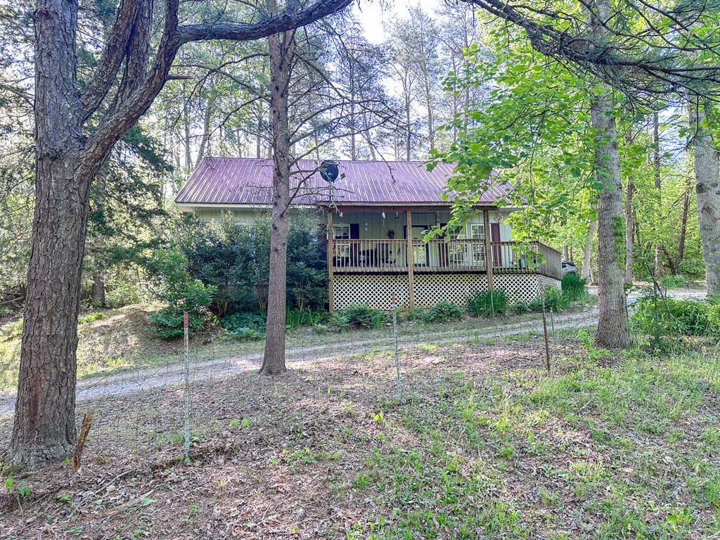 105 Hidden Hollow Lane