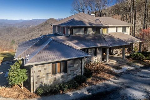 Photo of 190 Thomas Brooks Drive, Whittier, NC 28789 (MLS # 26042945)