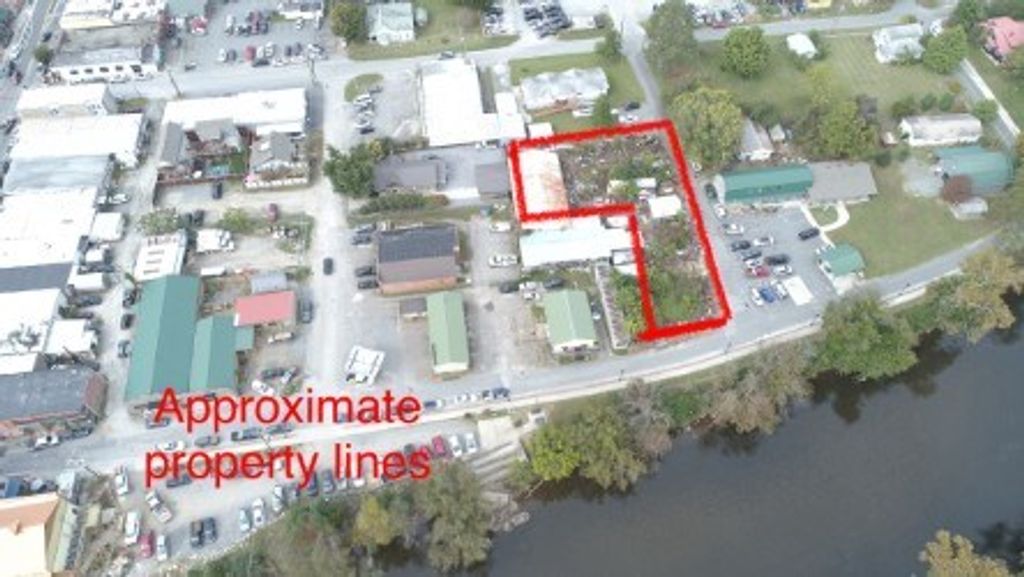 Photo of 19 Collins St, Bryson City, NC 28713 (MLS # 26042383)