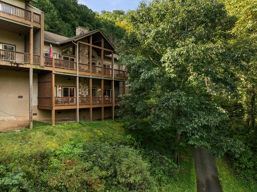 Photo of 226 Sawgrass Drive, Unit 2 Dr, Whittier, NC 28789 (MLS # 26040559)
