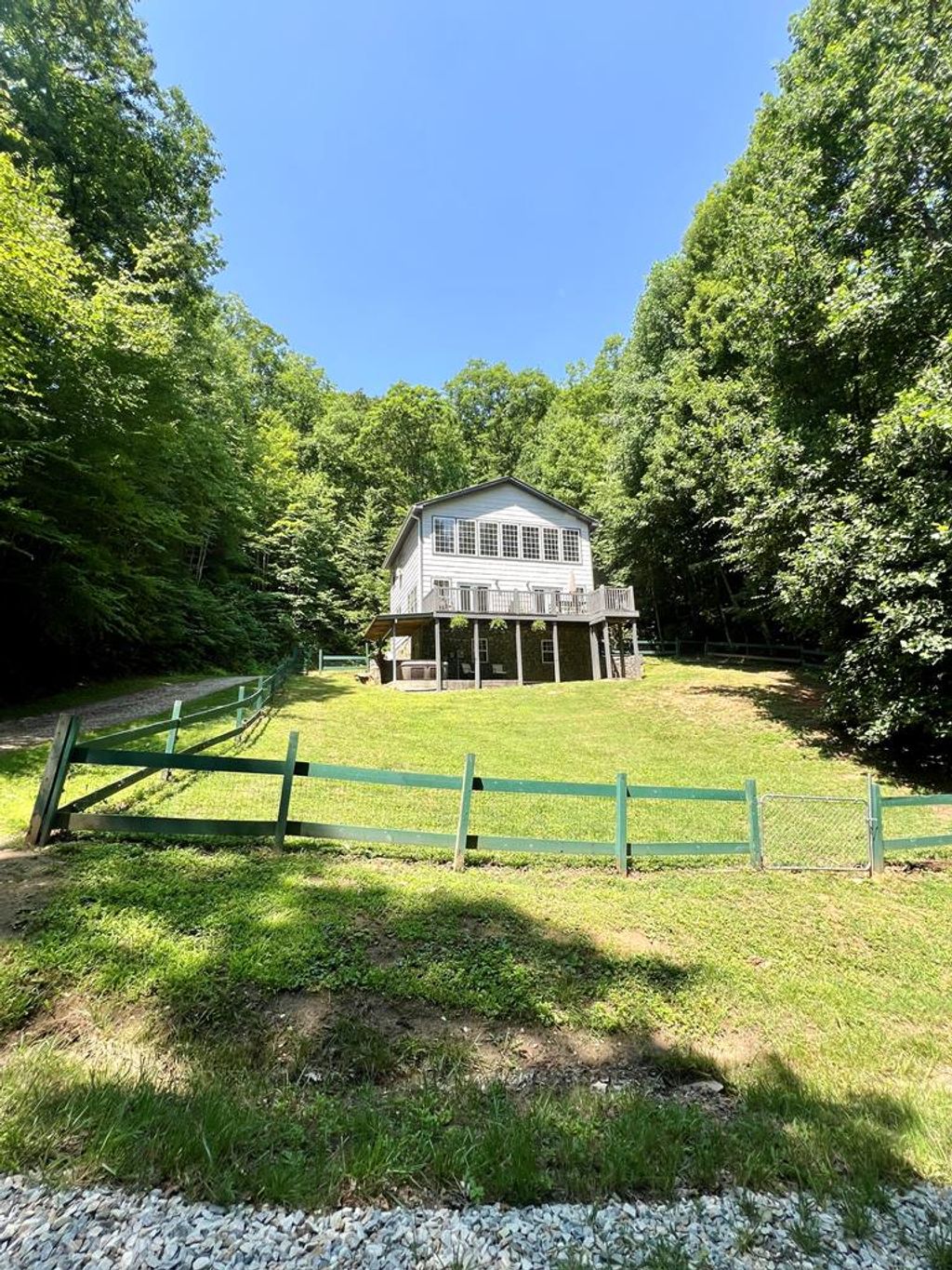 Photo of 144 Mallard Road, Bryson City, NC 28713 (MLS # 26047820)