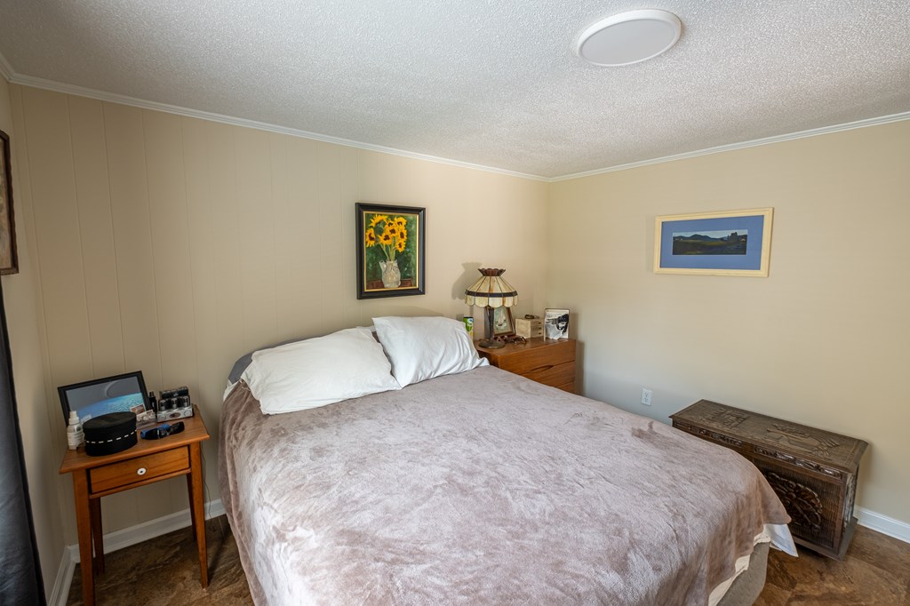 Whittier, North Carolina 28789, United States, 4 Bedrooms Bedrooms, ,3 BathroomsBathrooms,Residential,Active,42621