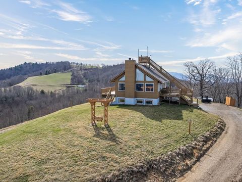 Photo of 1007 Turkey Trot Rd, Clyde, NC 28721 (MLS # 26046916)