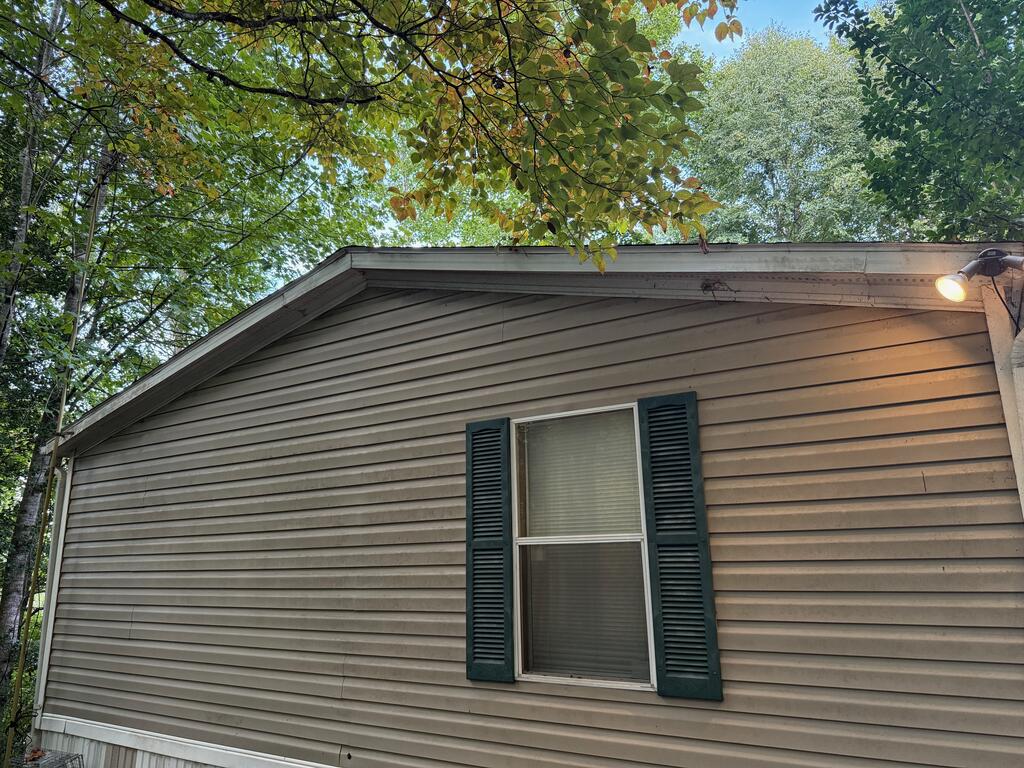 Photo of 701 Possum Holler, Bryson City, NC 28713 (MLS # 26048537)