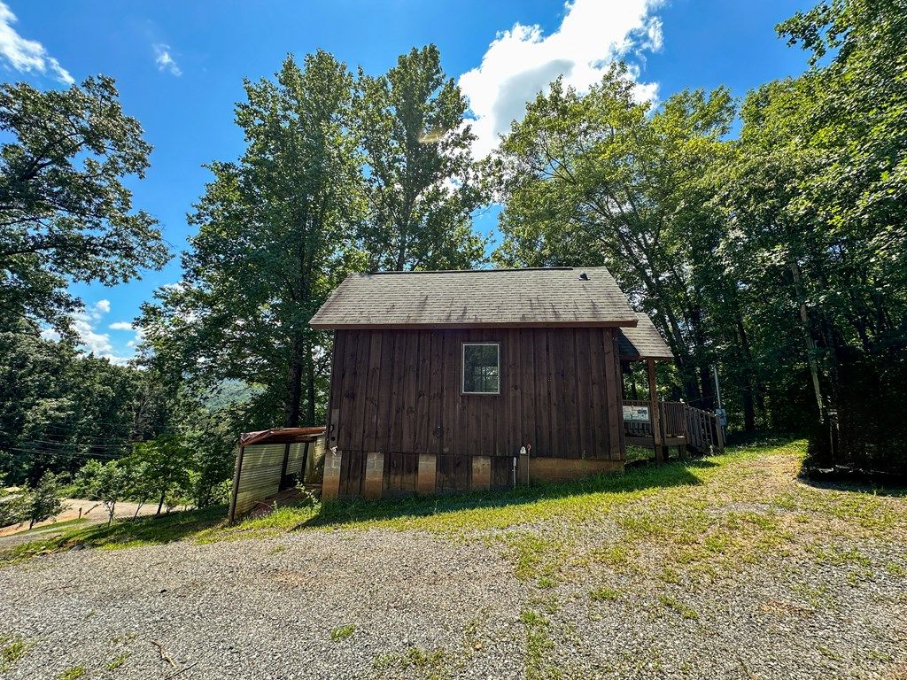 Photo of 214 Whittier Heights, Whittier, NC 28789 (MLS # 26041888)
