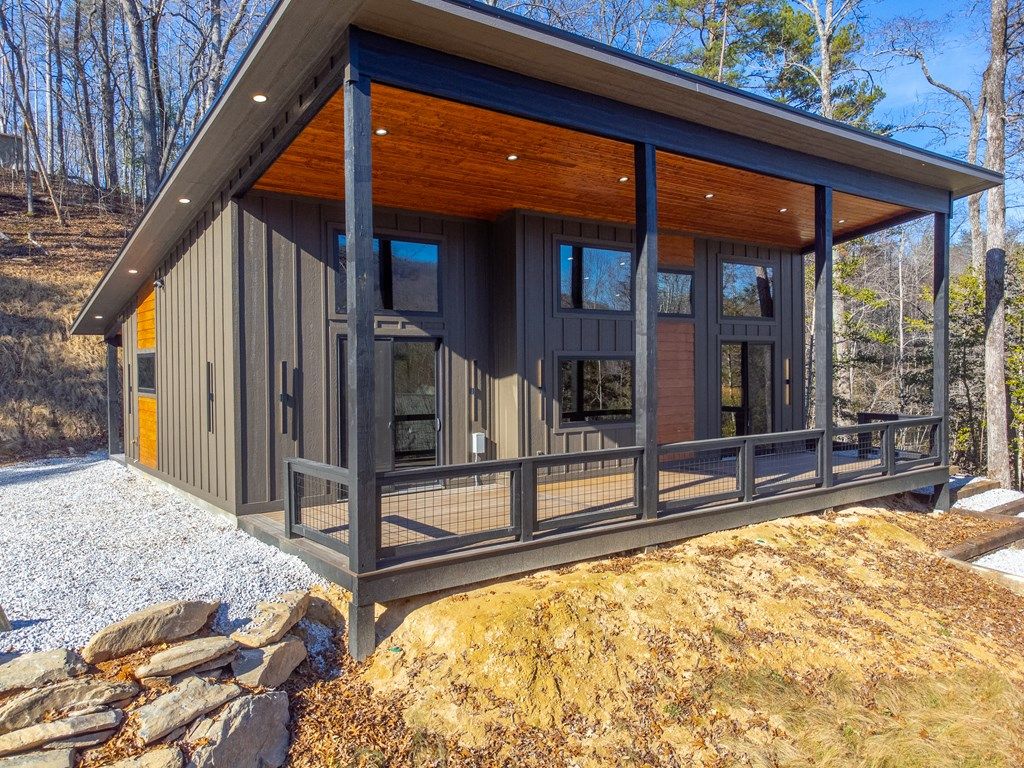 Photo of 209 Spring Meadows, Bryson City, NC 28713 (MLS # 26042912)