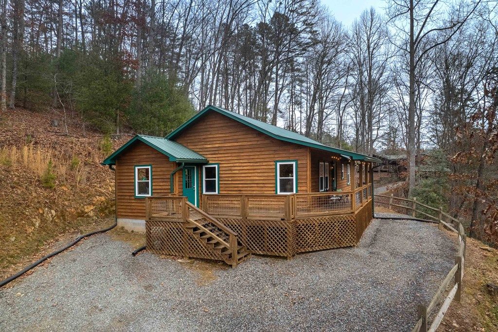 Photo of 67 Hemlock Drive, Almond, NC 28702 (MLS # 26045239)