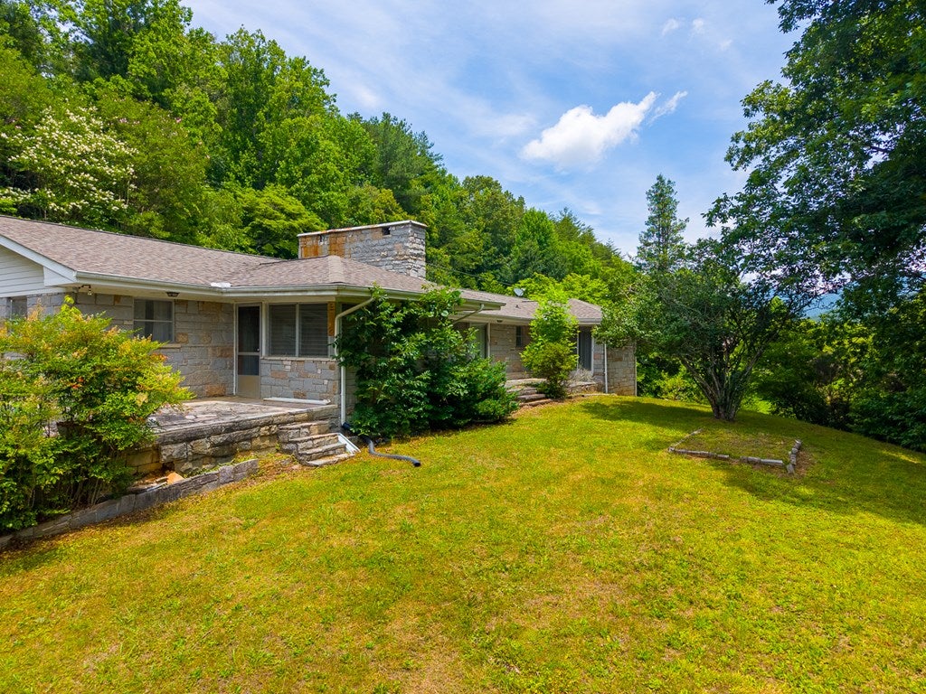 222 Mitchell Mountain Road