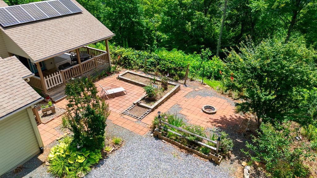 Photo of 790 Moonlight Trail, Bryson City, NC 28713 (MLS # 26041008)