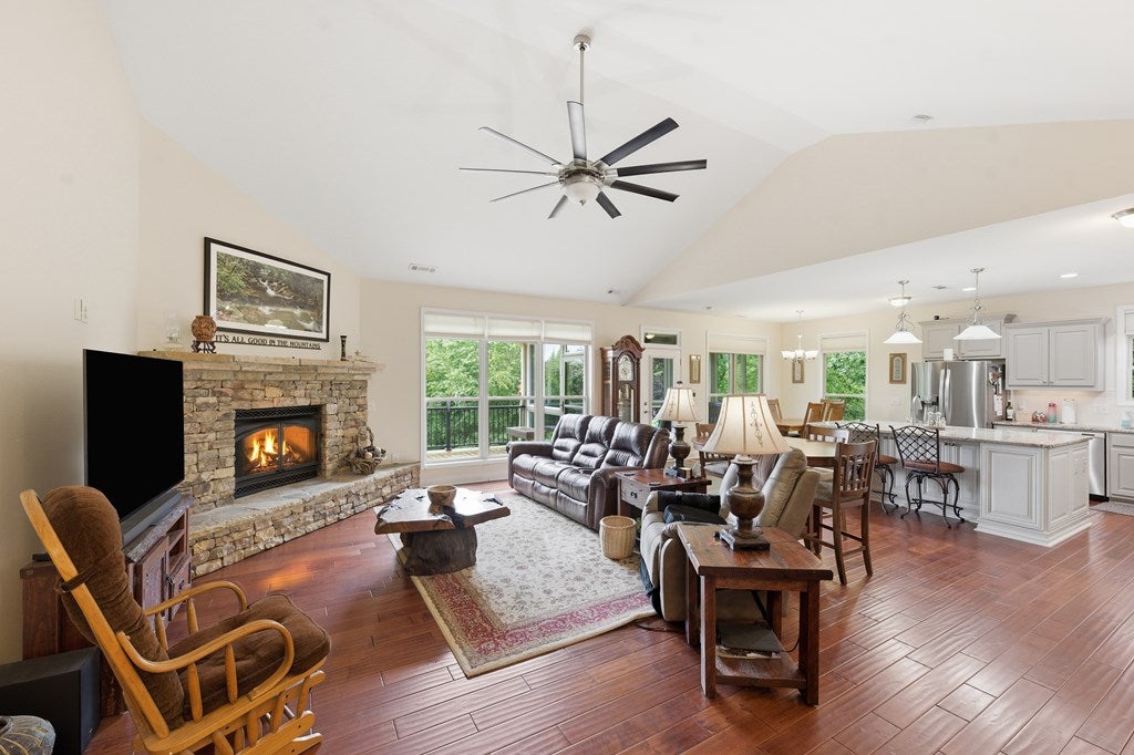 Photo of 503 Stekoih Hills Dr, Whittier, NC 28789 (MLS # 26047521)