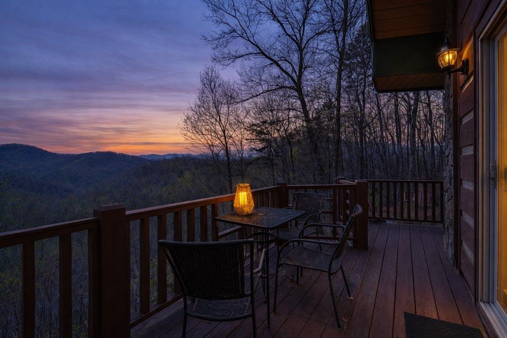 Photo of 183 Ridge Place, Bryson City, NC 28713 (MLS # 26046877)
