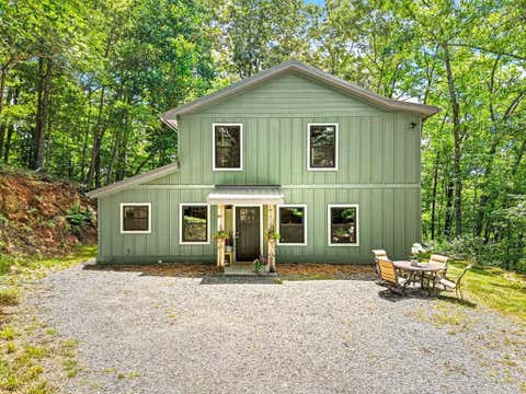 Photo of 431 Judds Trail, Franklin, NC 28734 (MLS # 26047734)