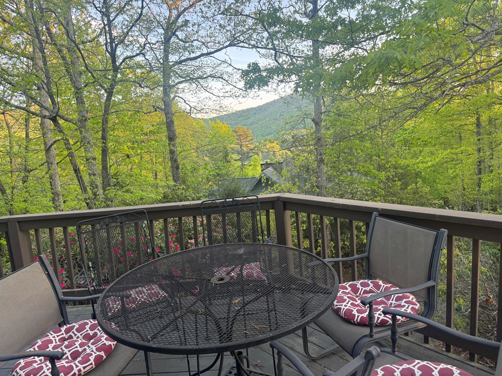 63 Mashie Ln