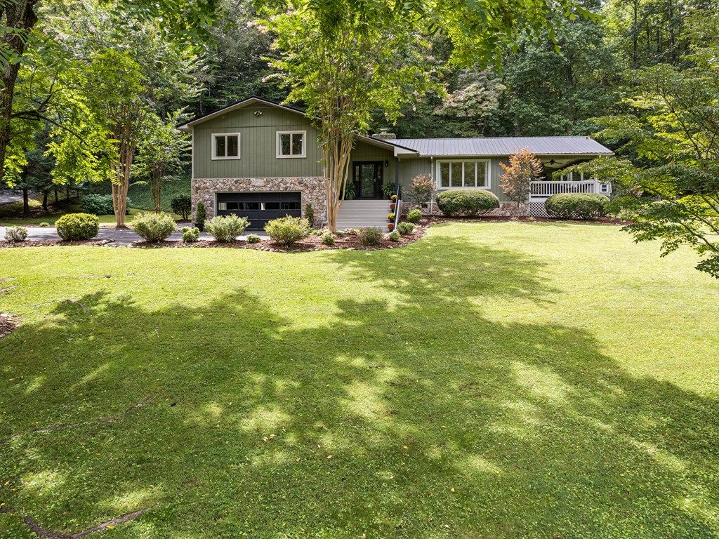 Photo of 316 Paw Paw Cove, Sylva, NC 28779 (MLS # 26042125)