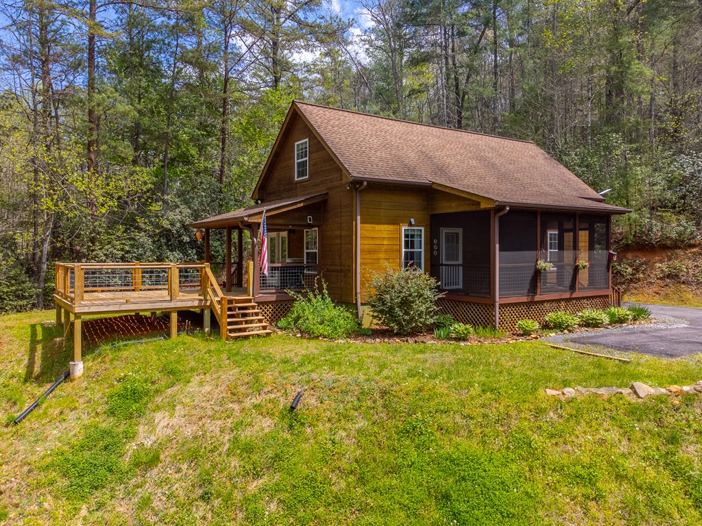 138 Hubbell Lane
