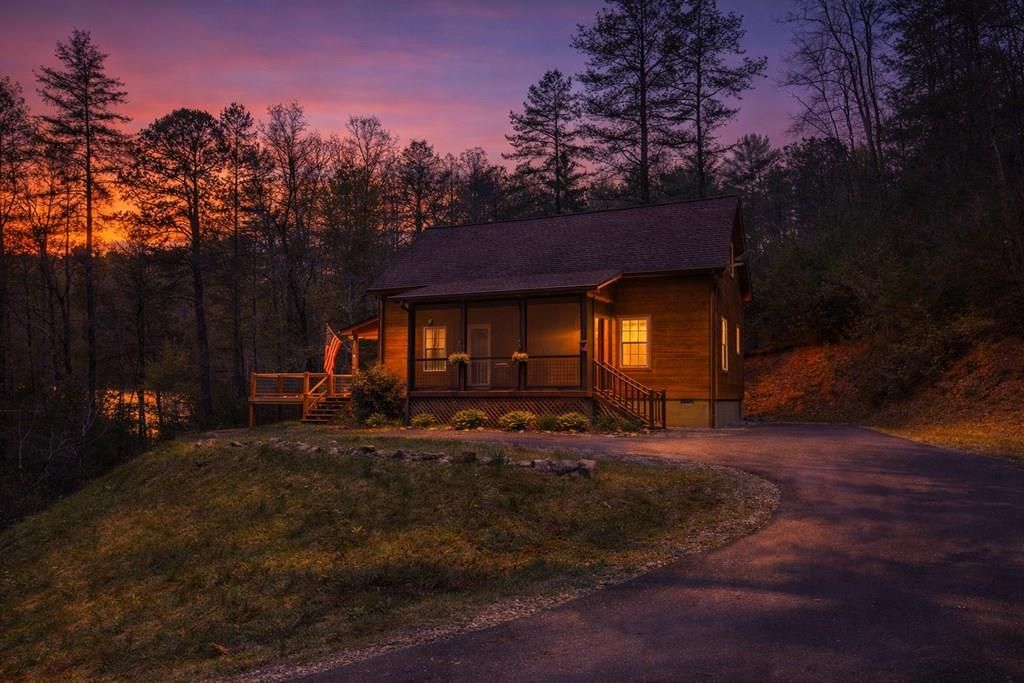 Photo of 138 Hubbell Lane, Robbinsville, NC 28771 (MLS # 26047030)