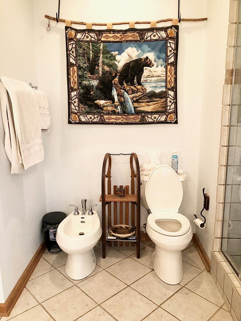 Almond, North Carolina 28702, United States, 4 Bedrooms Bedrooms, ,4 BathroomsBathrooms,Residential,Active,163950