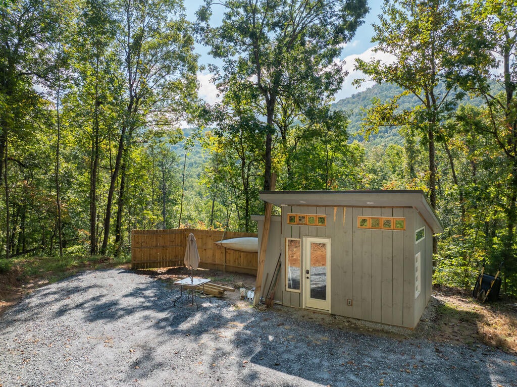9999 Cedar Creek Farm Road
