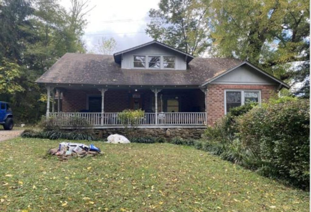 Photo of 298 Speedwell Rd, Cullowhee, NC 28723 (MLS # 26042659)