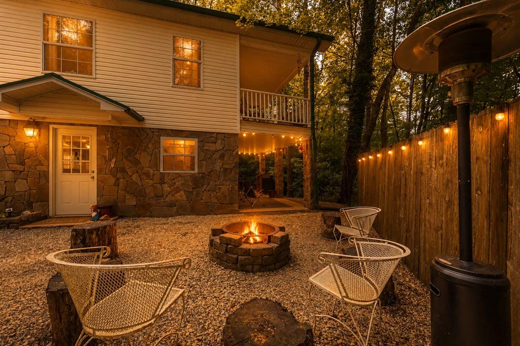 Photo of 324 Bill Crisp Road, Robbinsville, NC 28771 (MLS # 26047945)