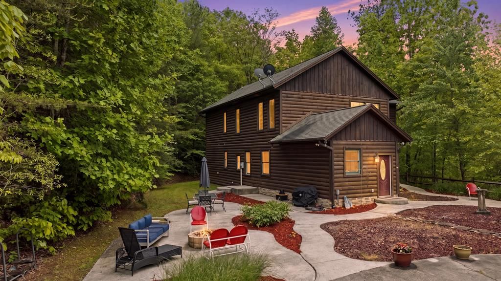 Photo of 280 Kenner Drive, Bryson City, NC 28713 (MLS # 26047216)