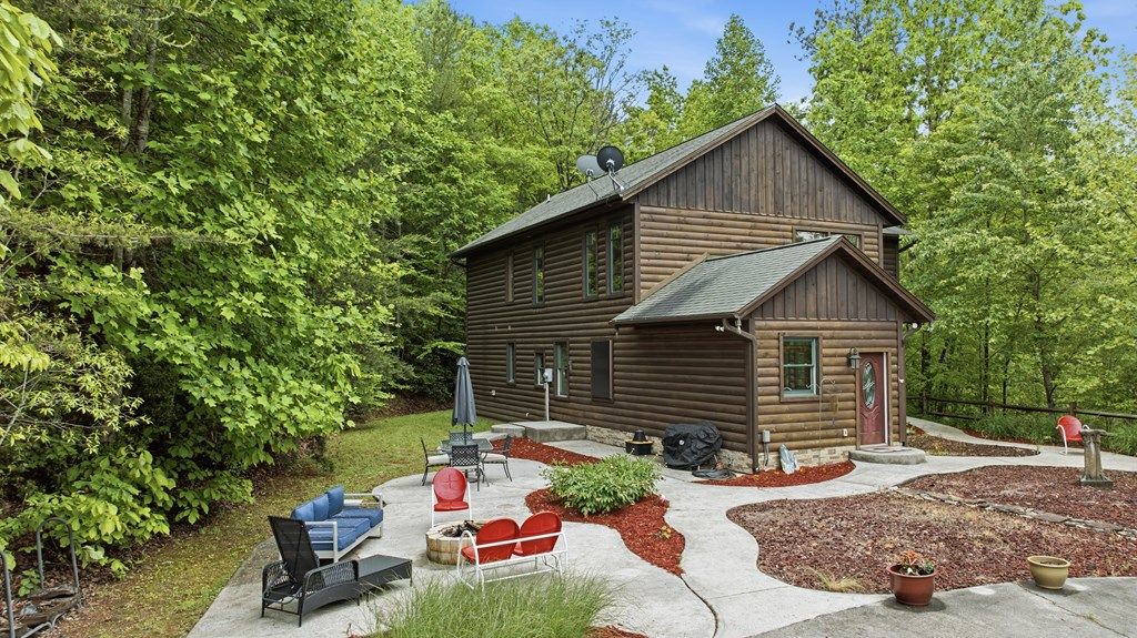 Photo of 280 Kenner Drive, Bryson City, NC 28713 (MLS # 26047216)