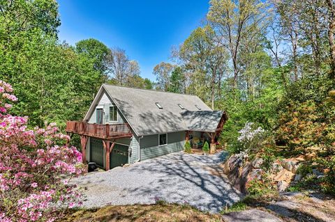 Photo of 178 Whetstone Gap Rd, Other, NC 28747 (MLS # 26047049)