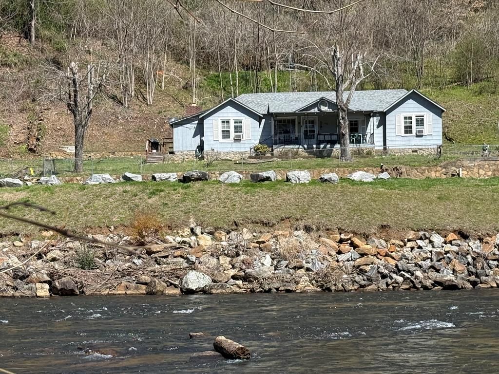 Photo of 153 N River Road, Dillsboro, NC 28725 (MLS # 26046585)